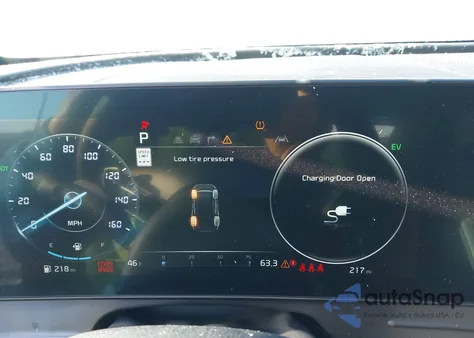 2024 Kia Sportage Plug-In Hybrid X-Line Prestige from USA, damaged, VIN KNDPZDDH2R7169467